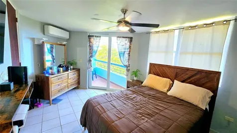 St 686 Cond. Chalets De La Playa Vega Baja PR 00693