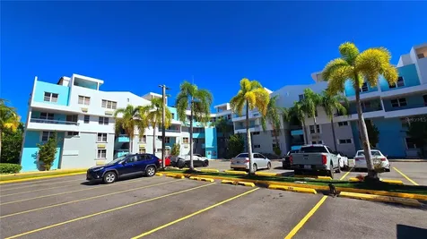 St 686 Cond. Chalets De La Playa Vega Baja PR 00693