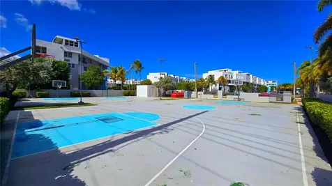 St 686 Cond. Chalets De La Playa Vega Baja PR 00693