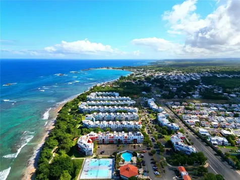St 686 Cond. Chalets De La Playa Vega Baja PR 00693