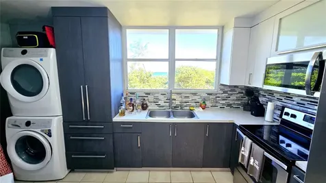 St 686 Cond. Chalets De La Playa Vega Baja PR 00693