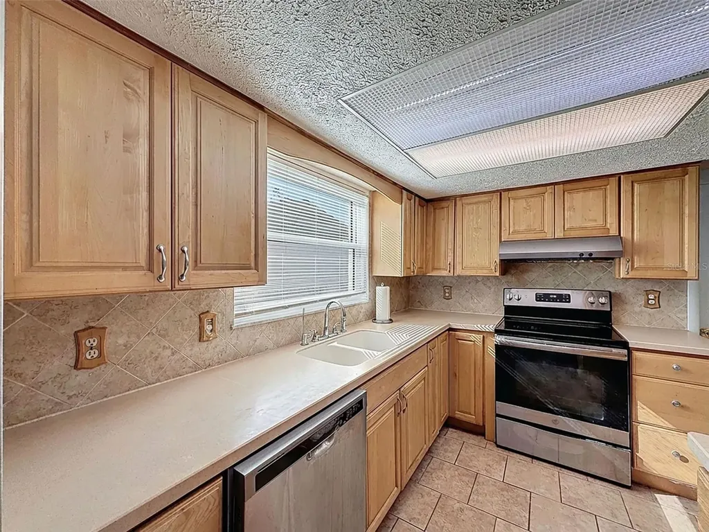 9610 Rainbow Lane Port Richey FL 34668