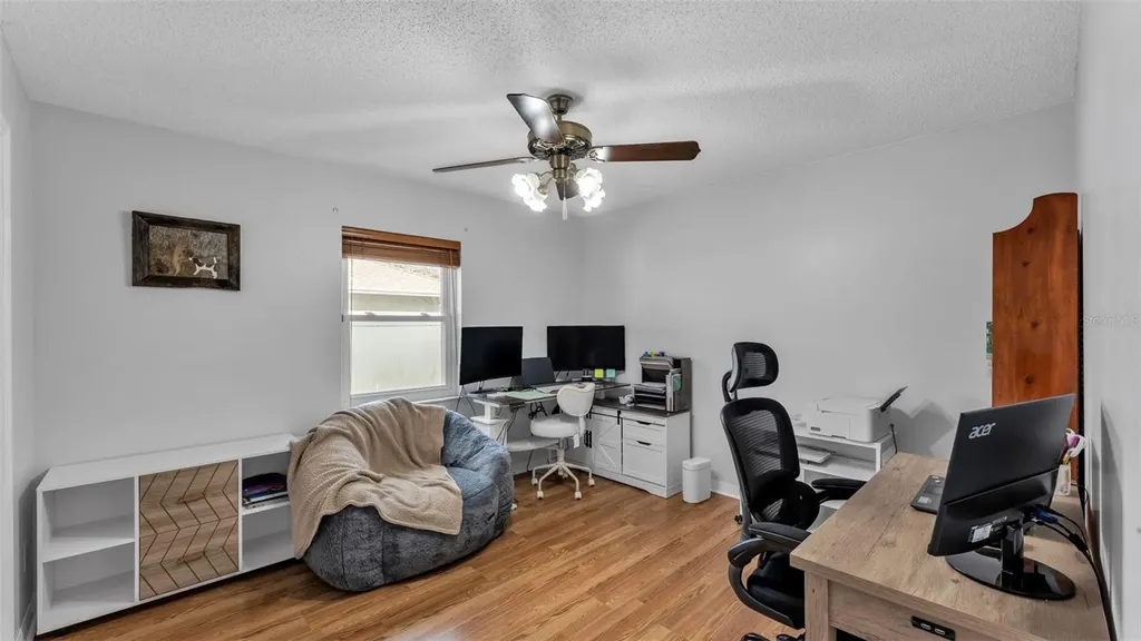 2207 Gatewood Street Plant City FL 33563