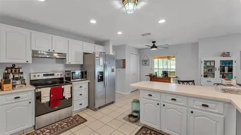 2207 Gatewood Street Plant City FL 33563