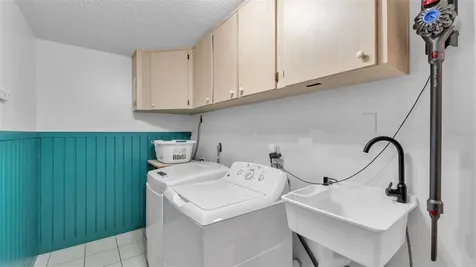 2207 Gatewood Street Plant City FL 33563