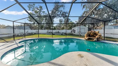 2207 Gatewood Street Plant City FL 33563