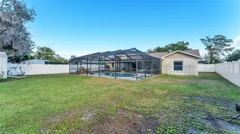 2207 Gatewood Street Plant City FL 33563