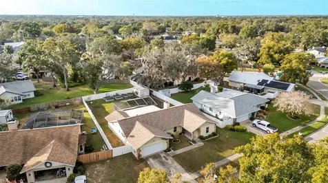 2207 Gatewood Street Plant City FL 33563
