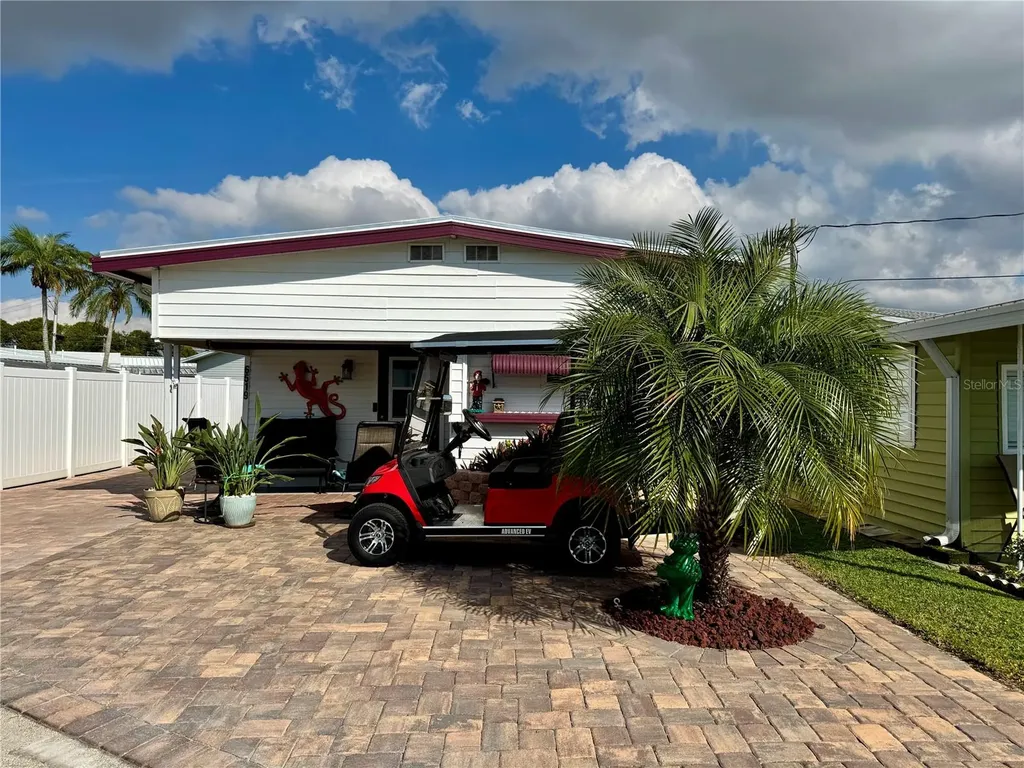 6519 Texas Street Bradenton FL 34207