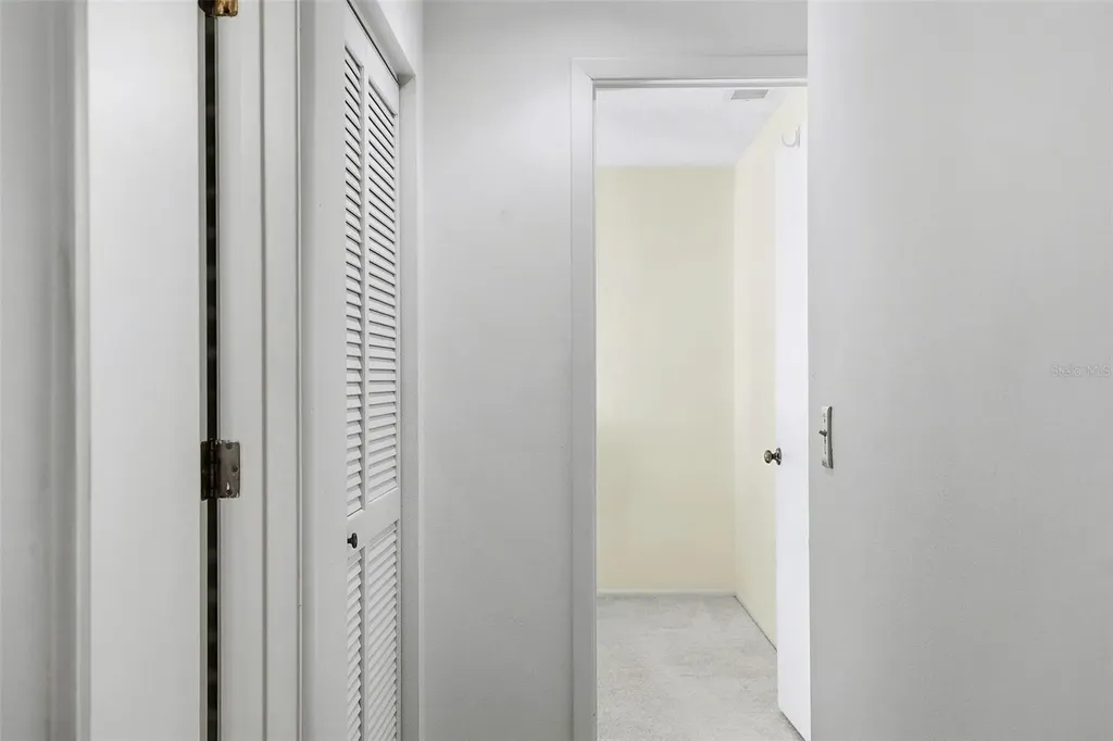 5704 34th Court W Bradenton FL 34210