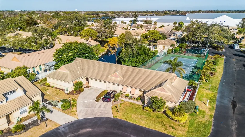 5704 34th Court W Bradenton FL 34210