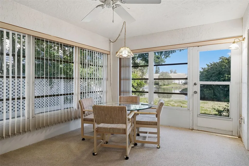 5704 34th Court W Bradenton FL 34210