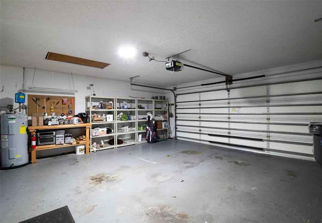 5704 34th Court W Bradenton FL 34210
