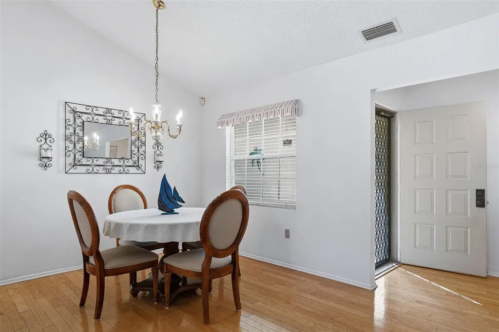 5704 34th Court W Bradenton FL 34210