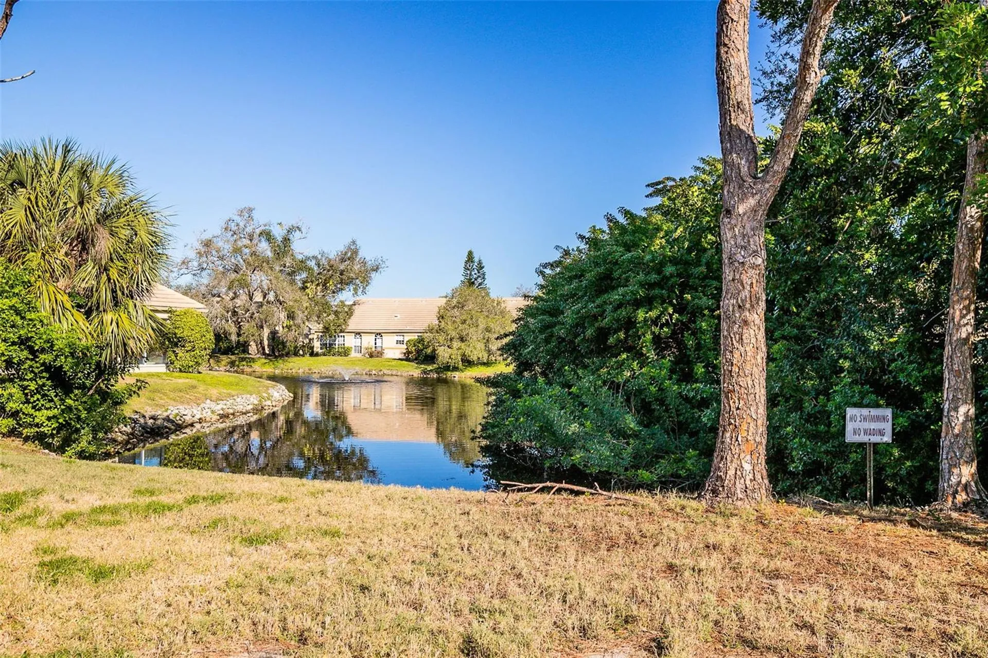 5704 34th Court W Bradenton FL 34210