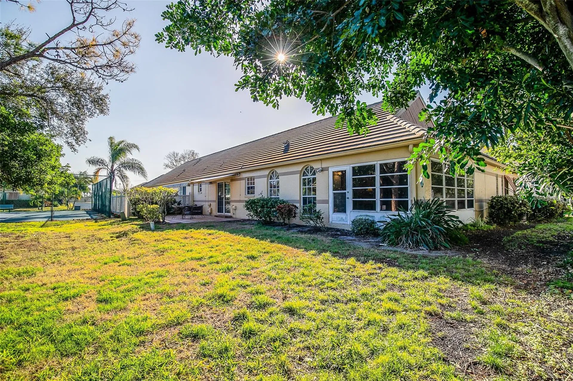 5704 34th Court W Bradenton FL 34210