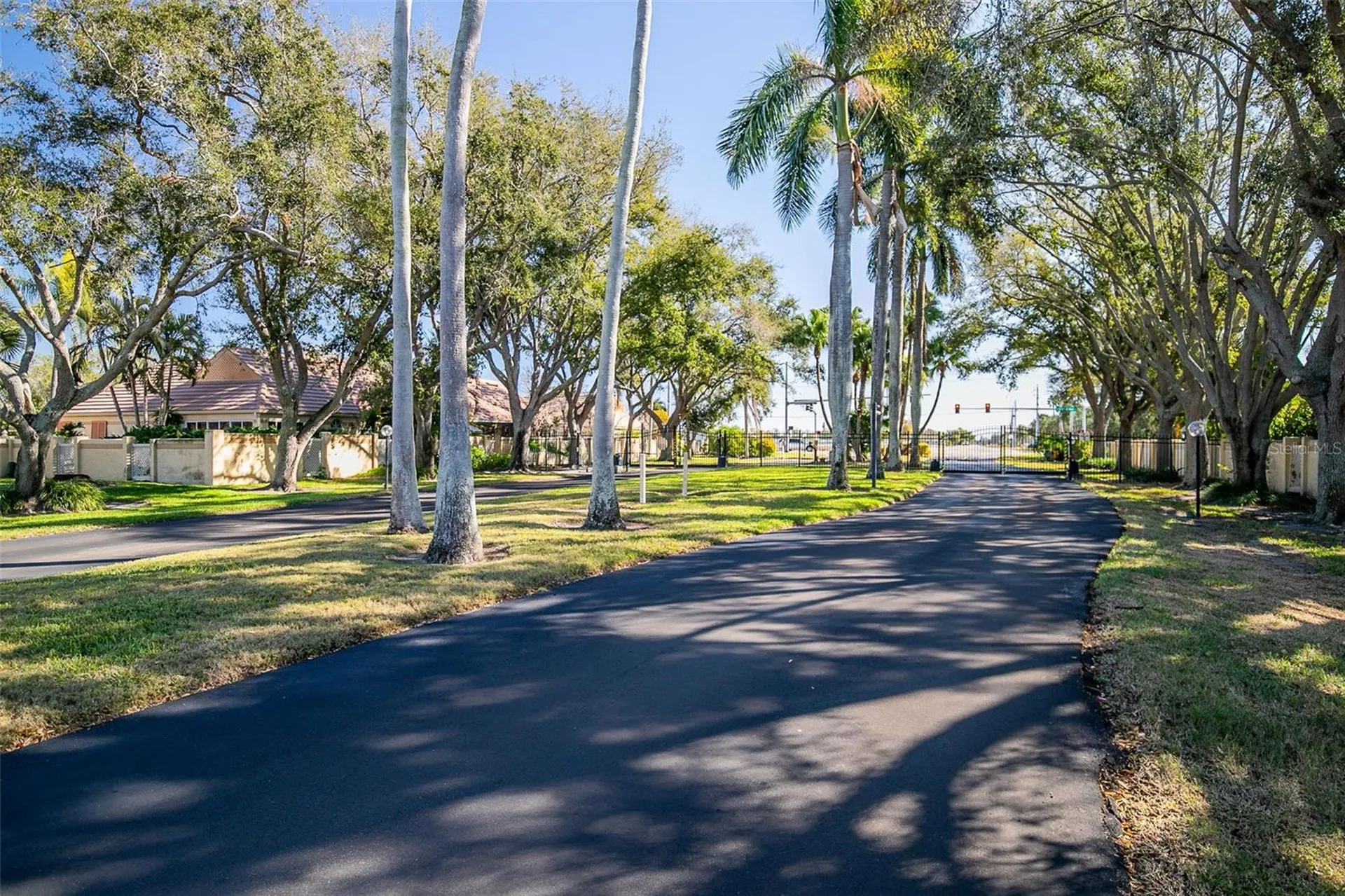 5704 34th Court W Bradenton FL 34210