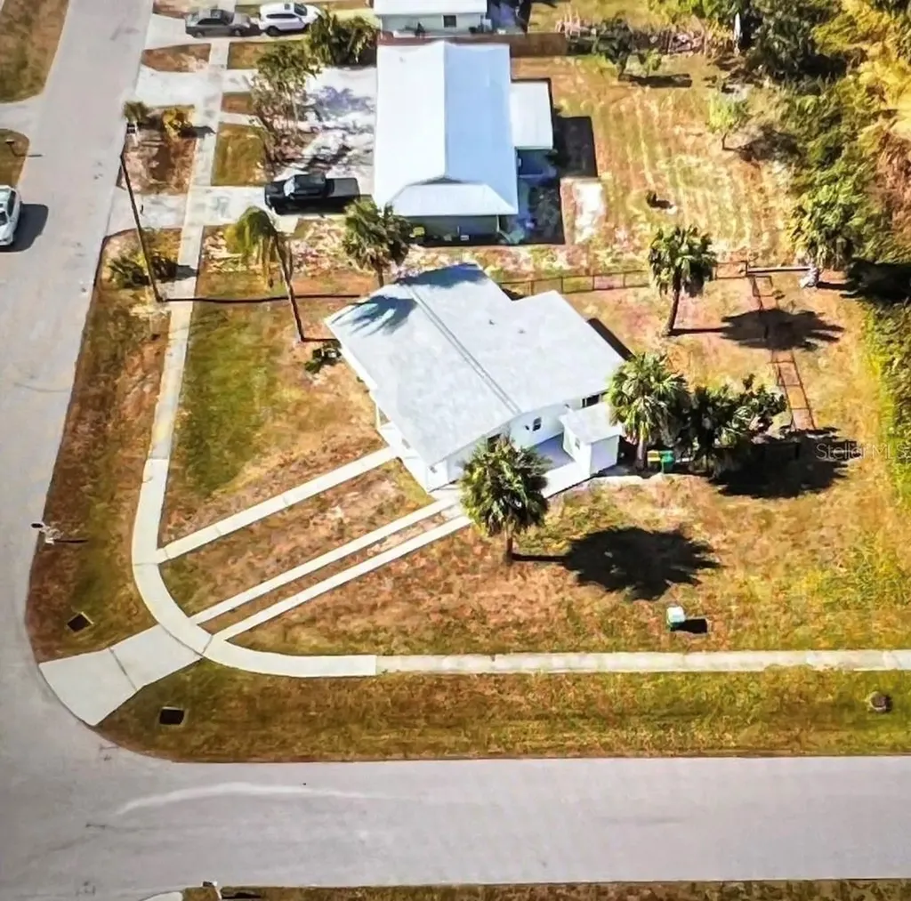 22152 Laramore Avenue Port Charlotte FL 33952