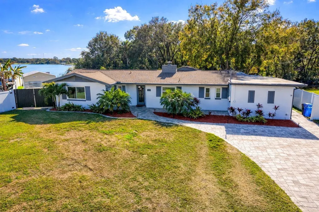 5101 Vinson Drive Tampa FL 33610