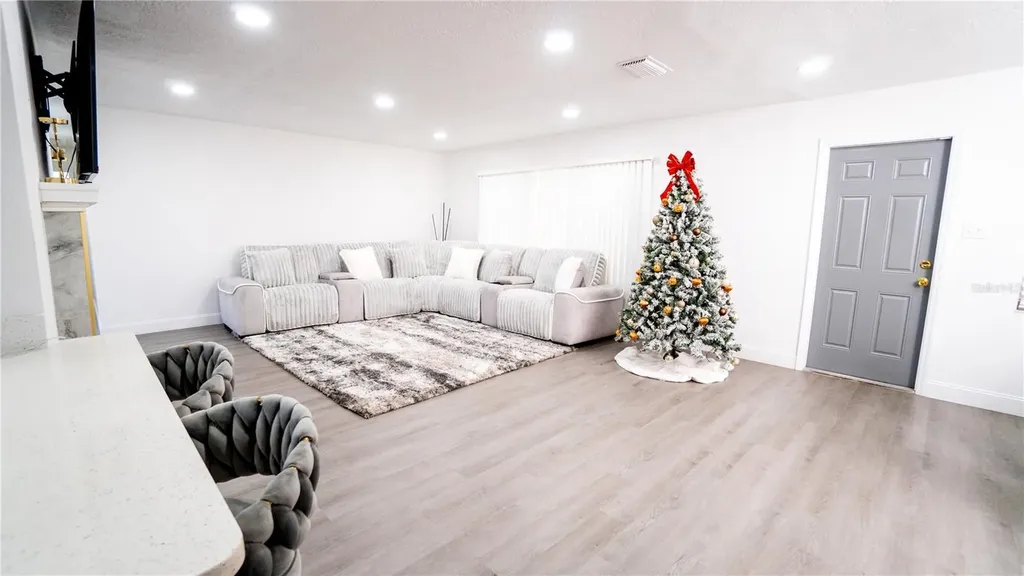 5101 Vinson Drive Tampa FL 33610