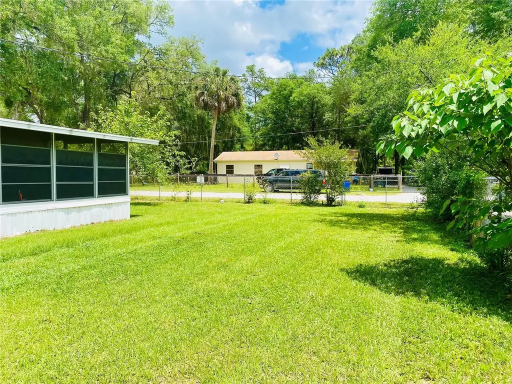 3798 NE 60th Court Silver Springs FL 34488