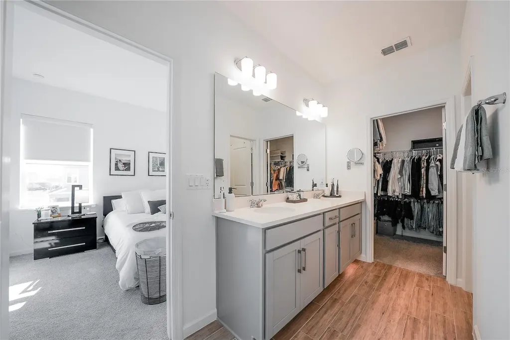 613 Dogfish Lane Debary FL 32713