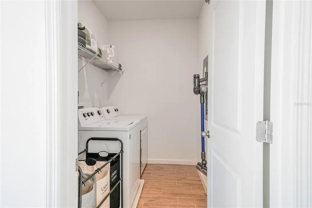 613 Dogfish Lane Debary FL 32713