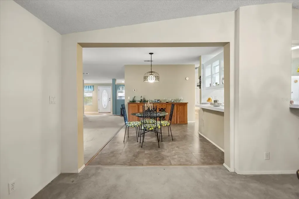2632 Lake Grassmere Circle Zellwood FL 32798