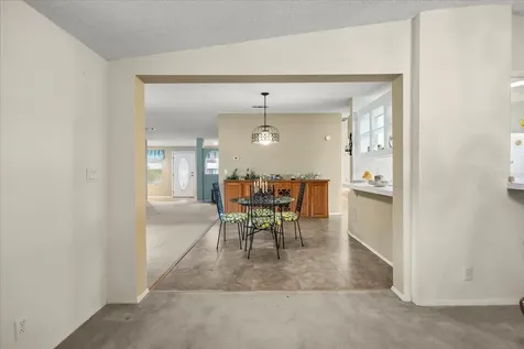 2632 Lake Grassmere Circle Zellwood FL 32798