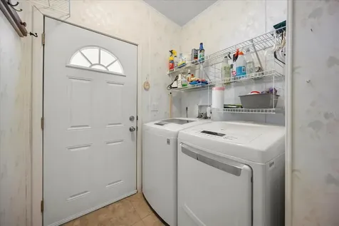 2632 Lake Grassmere Circle Zellwood FL 32798