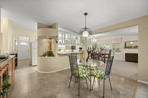 2632 Lake Grassmere Circle Zellwood FL 32798