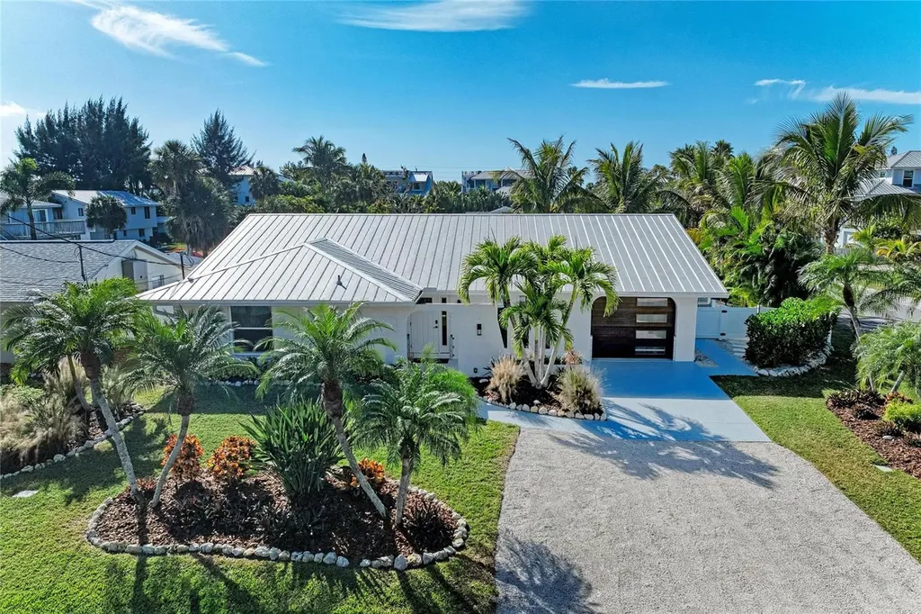 57 N Shore Drive Anna Maria FL 34216