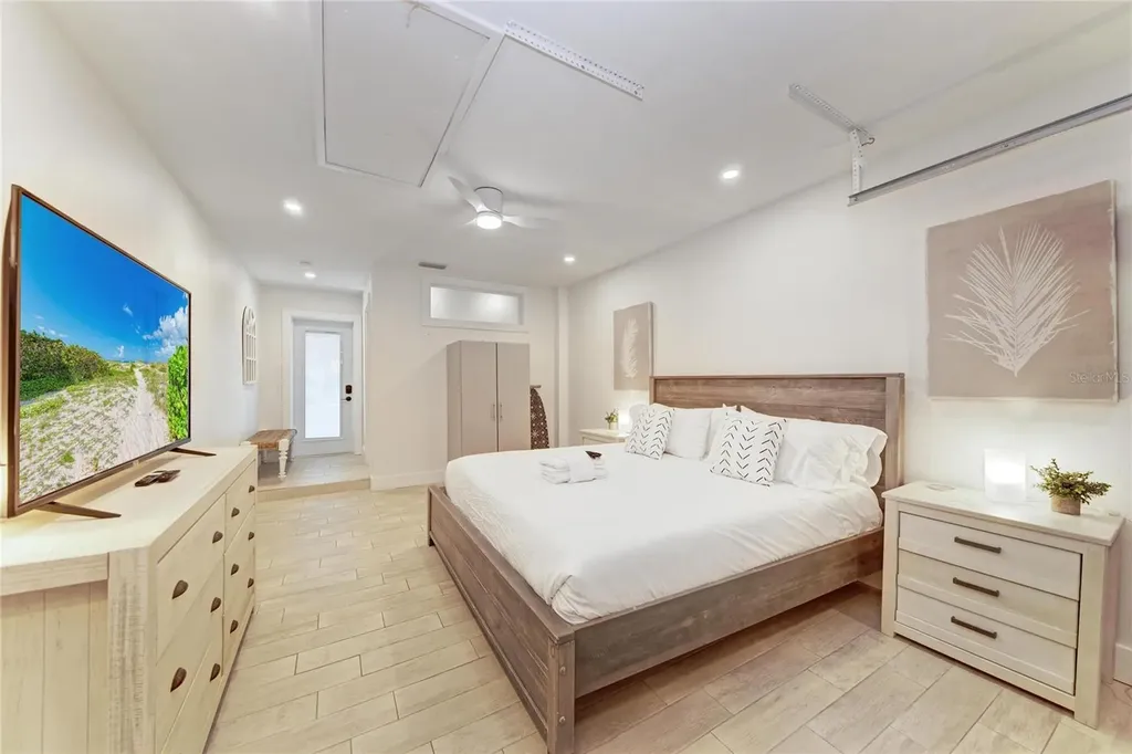 57 N Shore Drive Anna Maria FL 34216