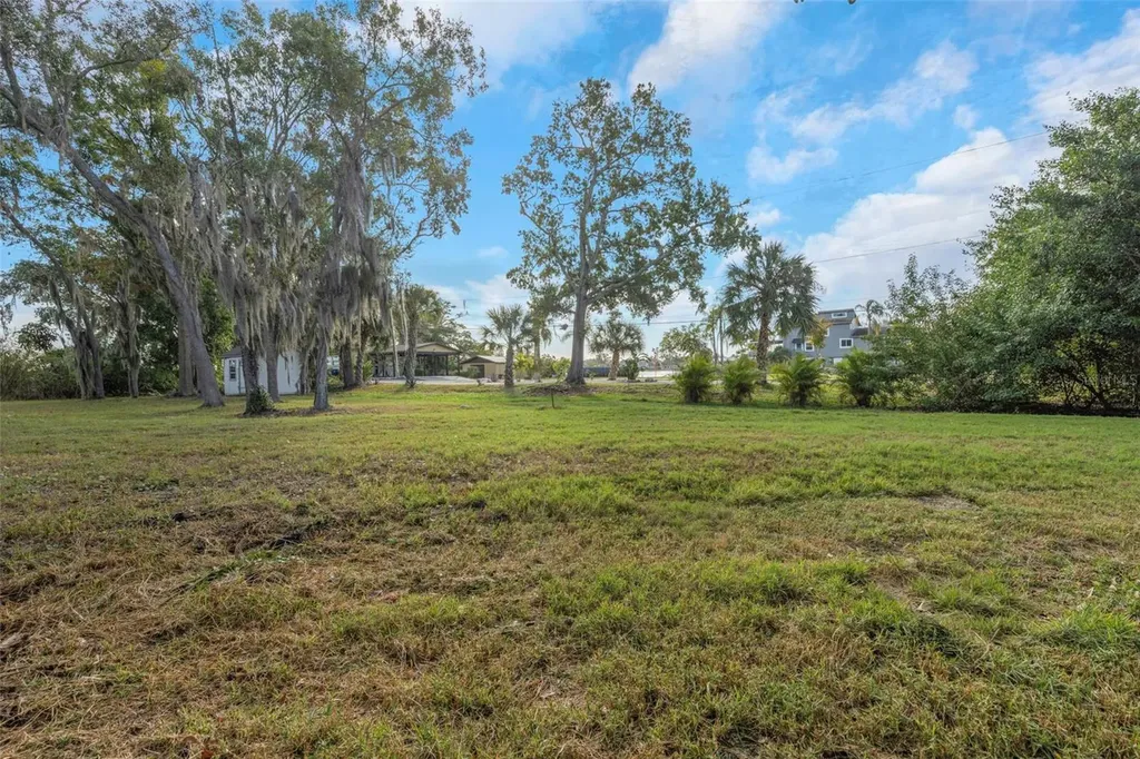 2661 Cyprus Drive Palm Harbor FL 34684