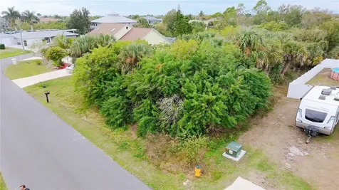18962 Mcgrath Circle Port Charlotte FL 33948