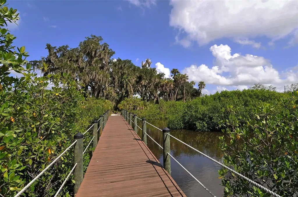 4707 Clipper Drive Bradenton FL 34208