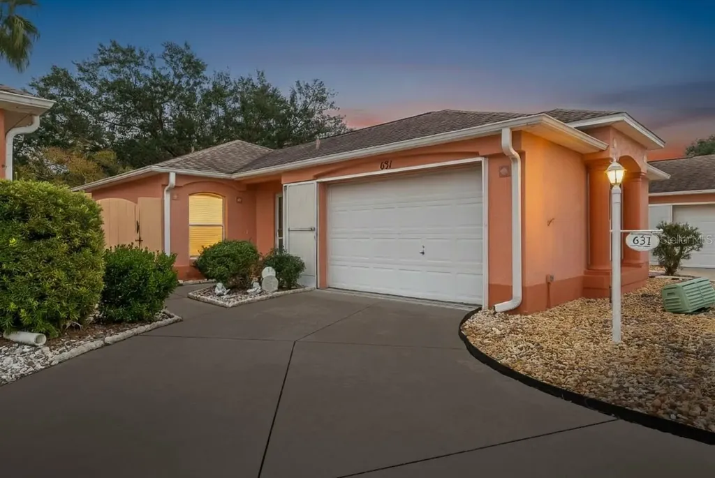 631 Enconto Street The Villages FL 32159