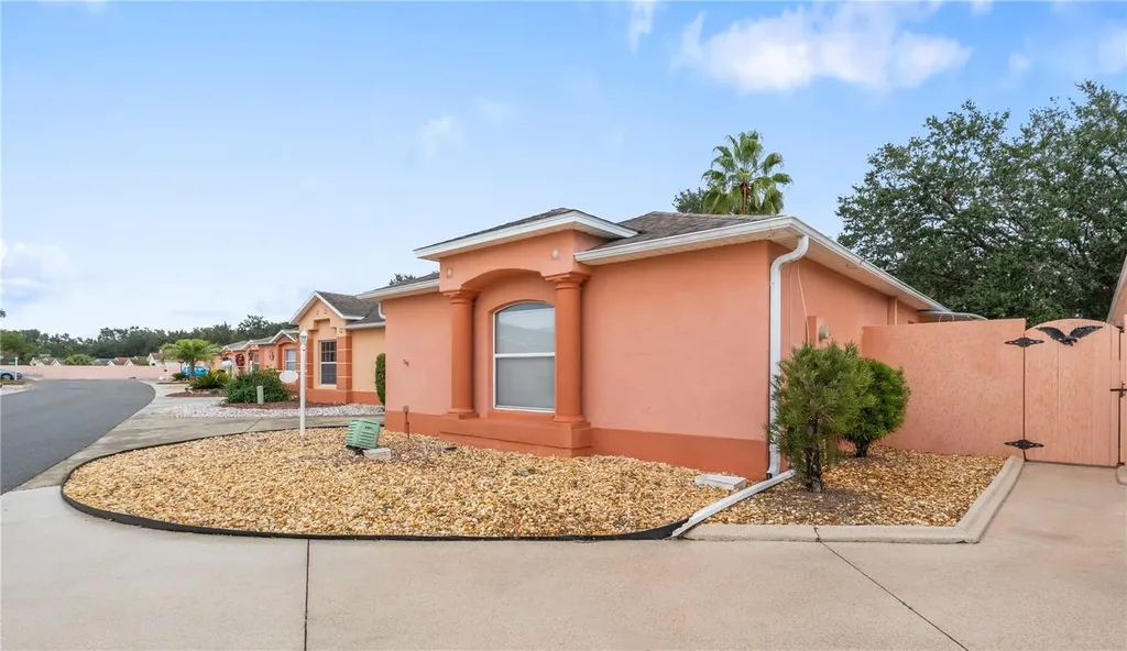 631 Enconto Street The Villages FL 32159