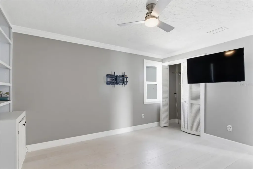 2502 Avenue B Bradenton Beach FL 34217