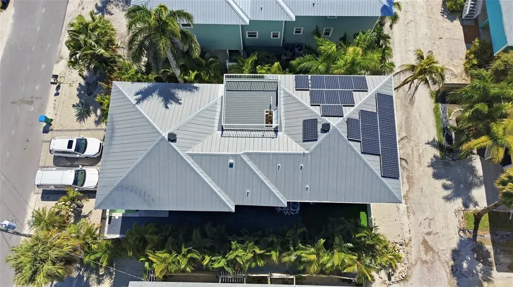 2502 Avenue B Bradenton Beach FL 34217