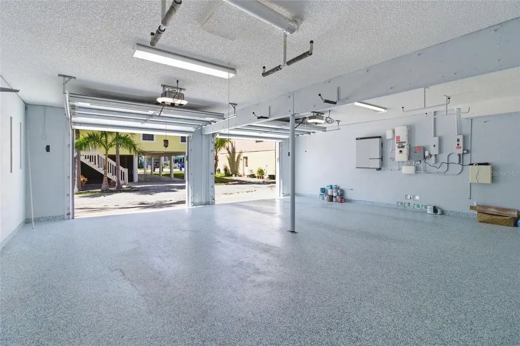2502 Avenue B Bradenton Beach FL 34217