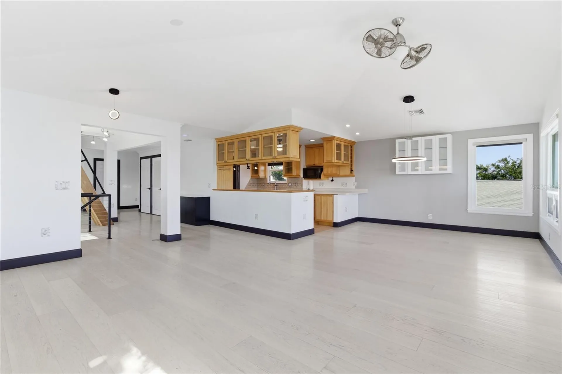2502 Avenue B Bradenton Beach FL 34217
