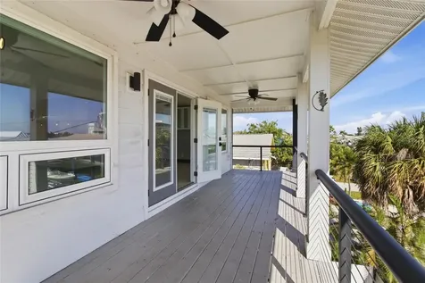 2502 Avenue B Bradenton Beach FL 34217