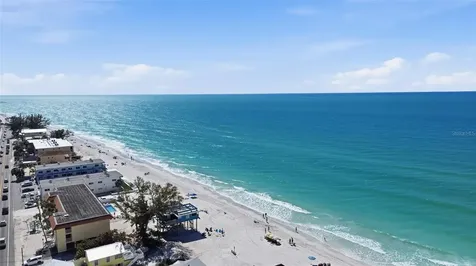2502 Avenue B Bradenton Beach FL 34217