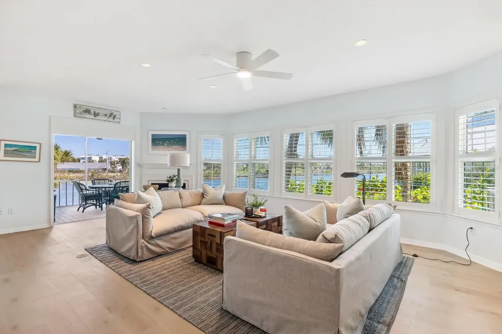 45 Seawatch Lake Drive Boca Grande FL 33921