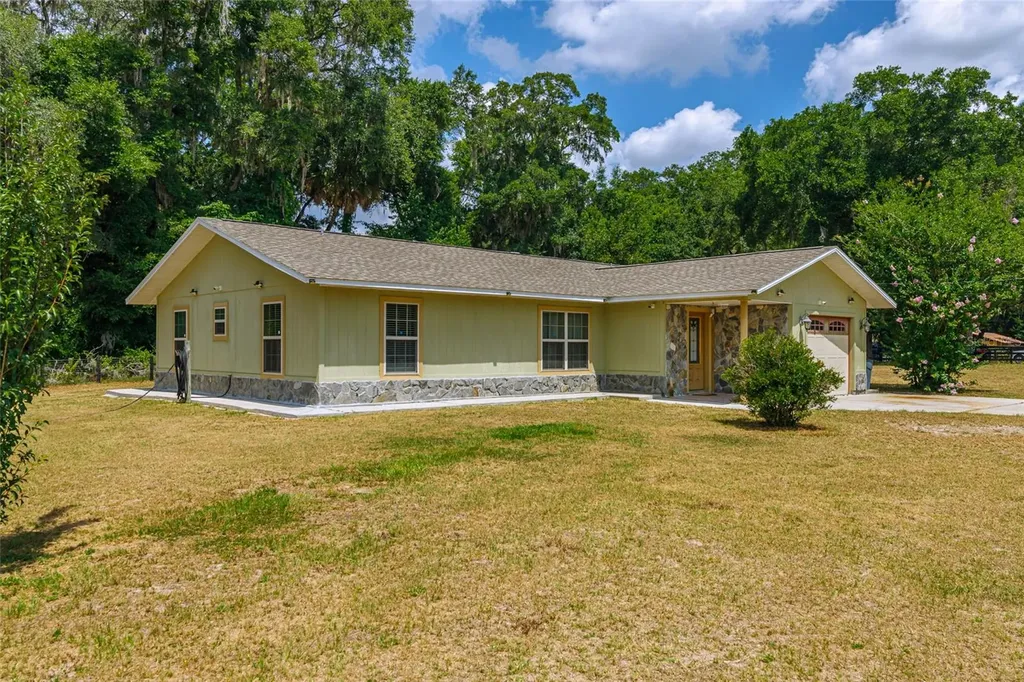 13300 NE 38th Avenue Anthony FL 32617
