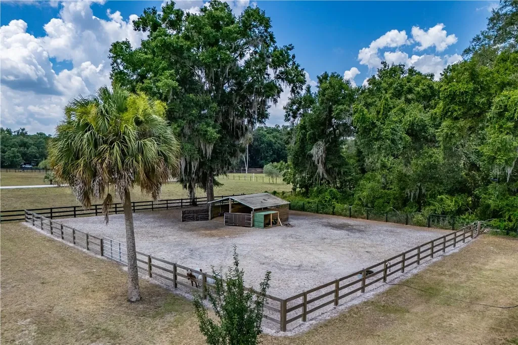 13300 NE 38th Avenue Anthony FL 32617