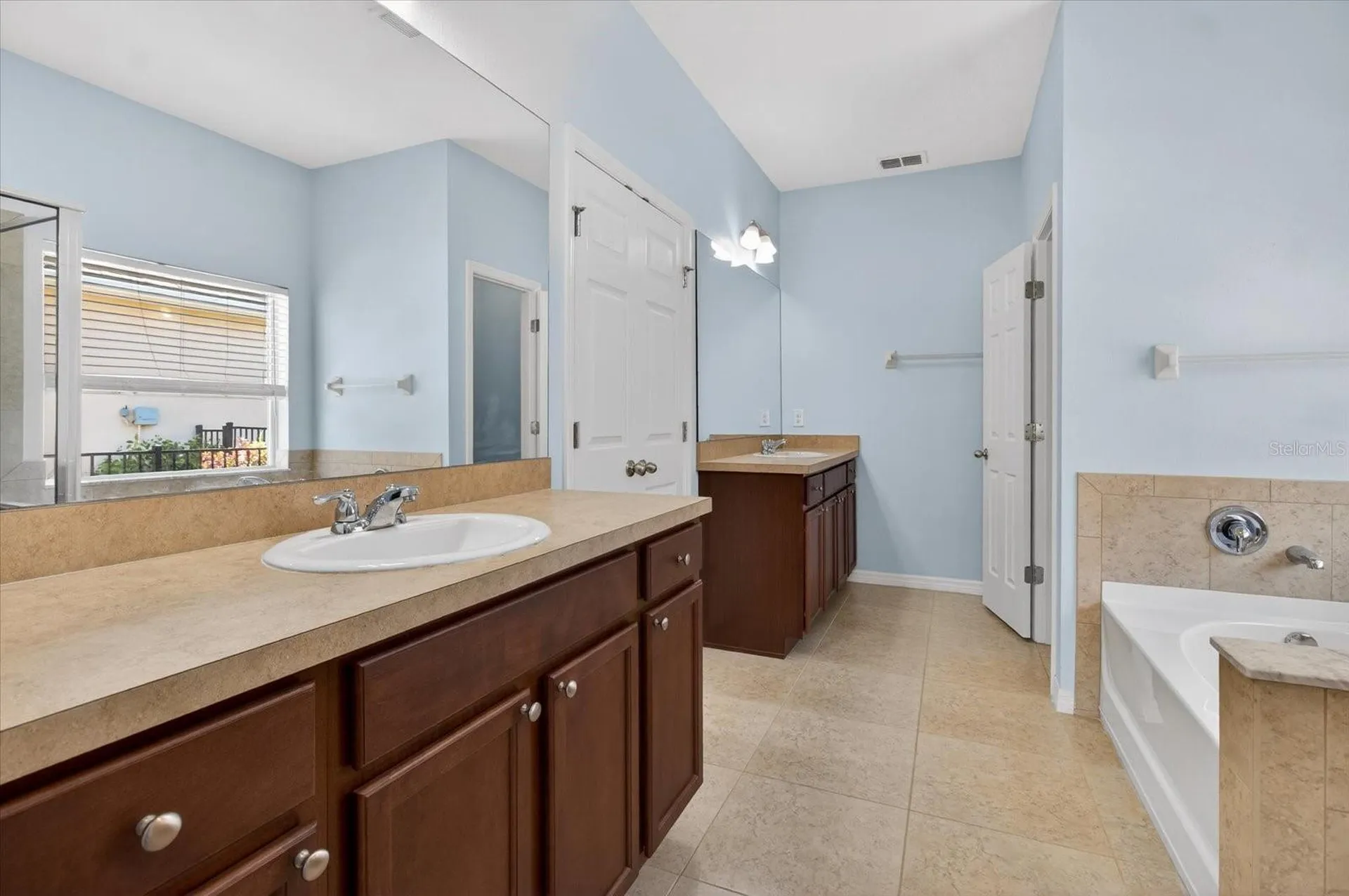 2153 Barracuda Court Holiday FL 34691