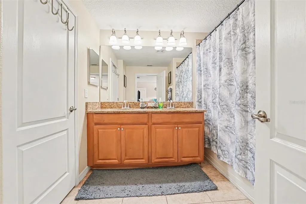 3081 Beach Palm Avenue Kissimmee FL 34747