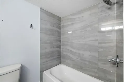 2606 W Henry Avenue Tampa FL 33614